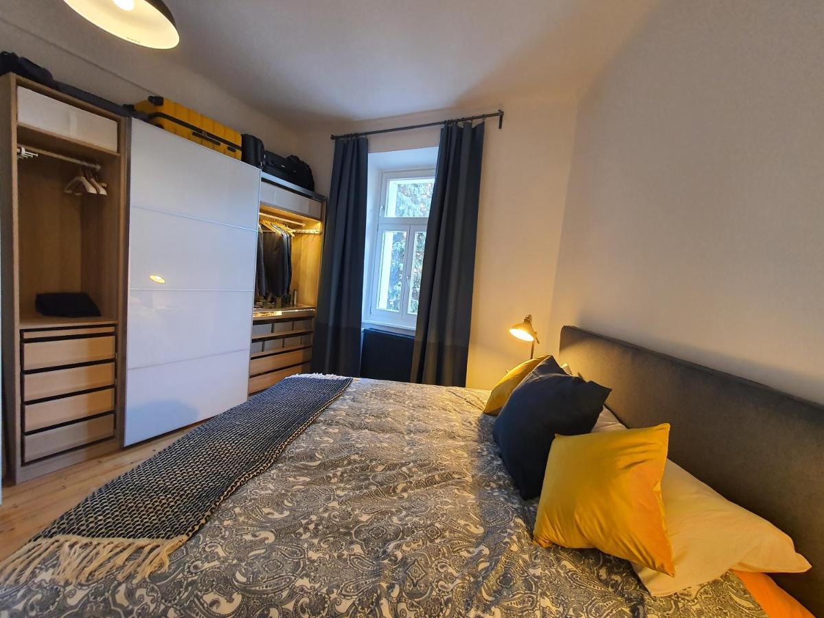 Central Graz Apartments By Payman Club Bagian luar foto